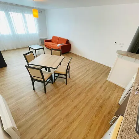 Apartamento T3 Moderne Et équipé - 394 Ruan